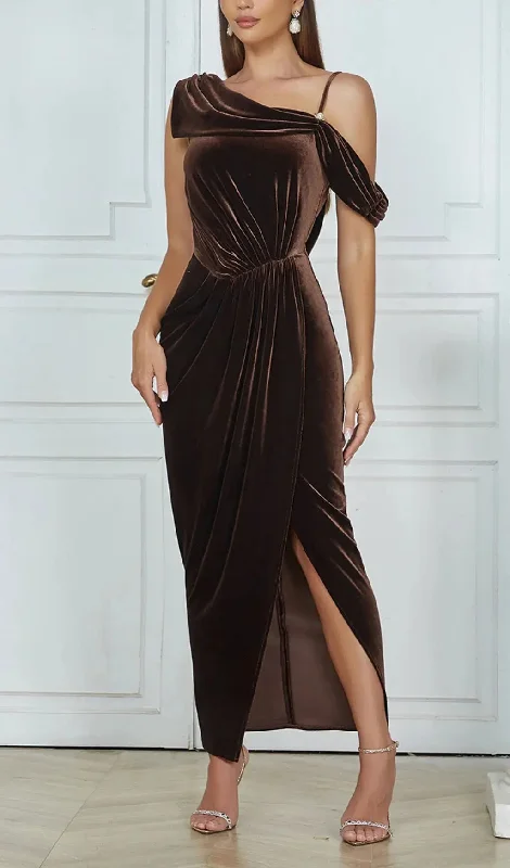 ONE-SHOULDER BODYCON VELVET PLEATED MAXI DRESS