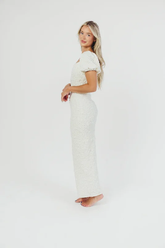 Madden Textured Maxi Dress in Ivory - Bump Friendly