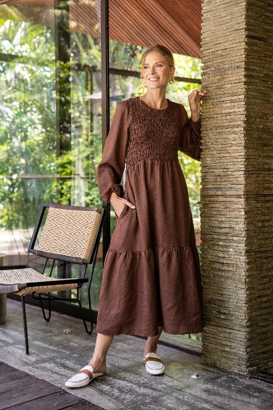 Minden Linen Shirred Long Sleeve Dress in Raisin