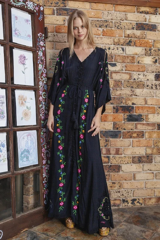 BerriesJam - Night Witch Vintage Batwing Maxi Dress