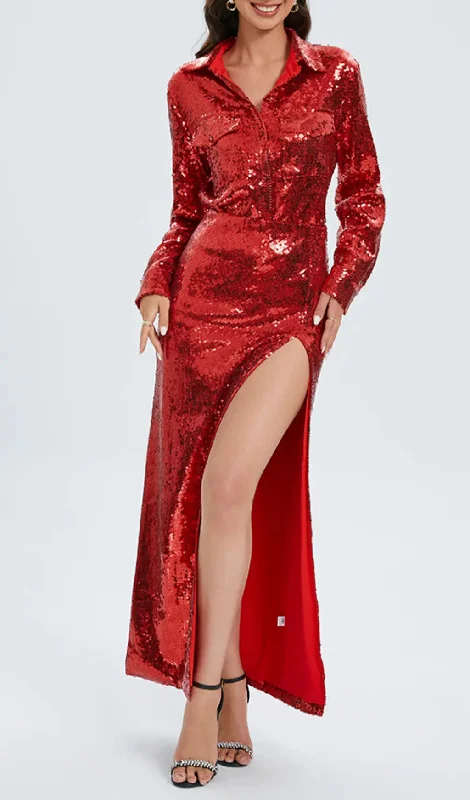 SEQUINED CHEST-HUGGING VEST AND HIP-HUGGING TWO-PIECE SET