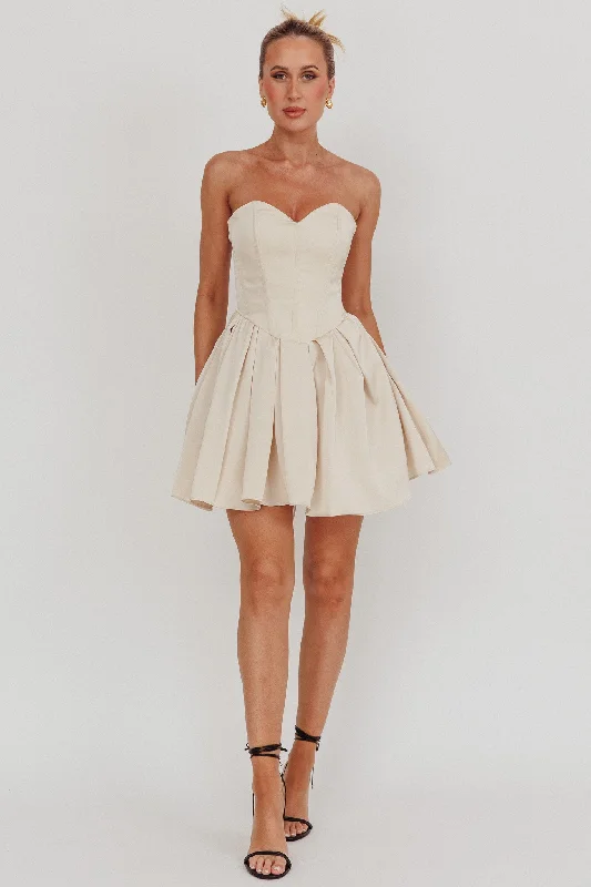 What I Like Sweetheart Neckline Mini Dress Champagne